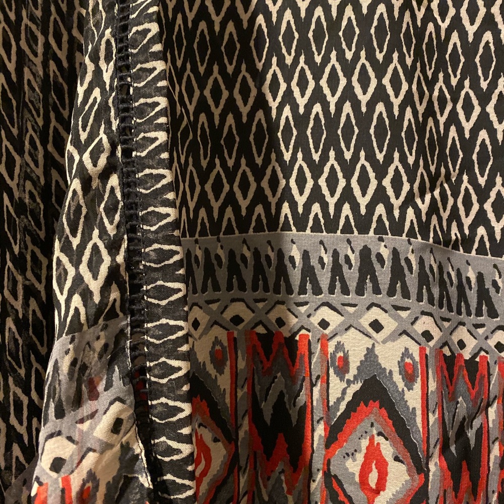 Patterned Embroidered Kimono - Picture 2 of 2